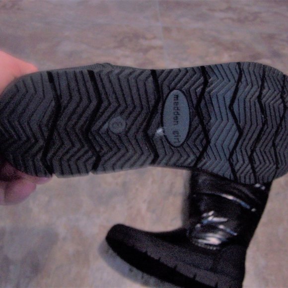 New Madden Girl Iggloo Women's Puffer Boots Size 8 - Picture 3 of 4